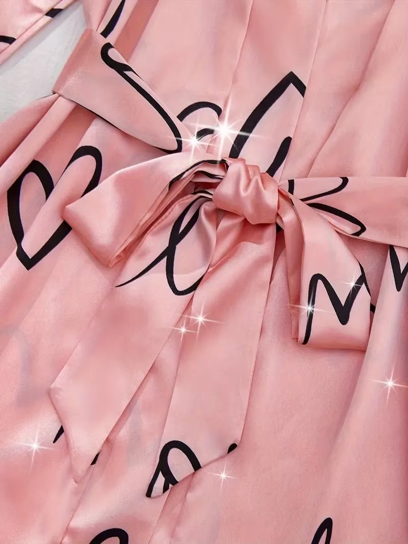 Pyjama élégant en satin et soie pour femme – Image 2