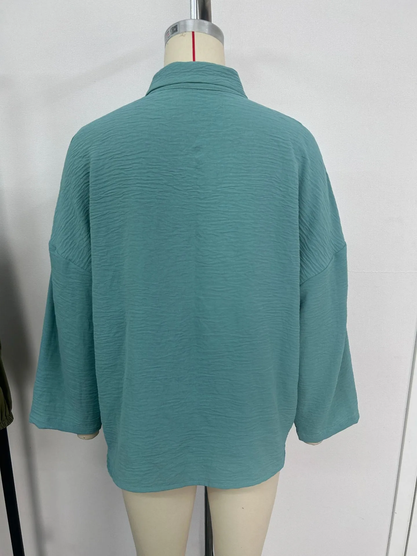 Blouse pour femme, coupe ample – Image 15