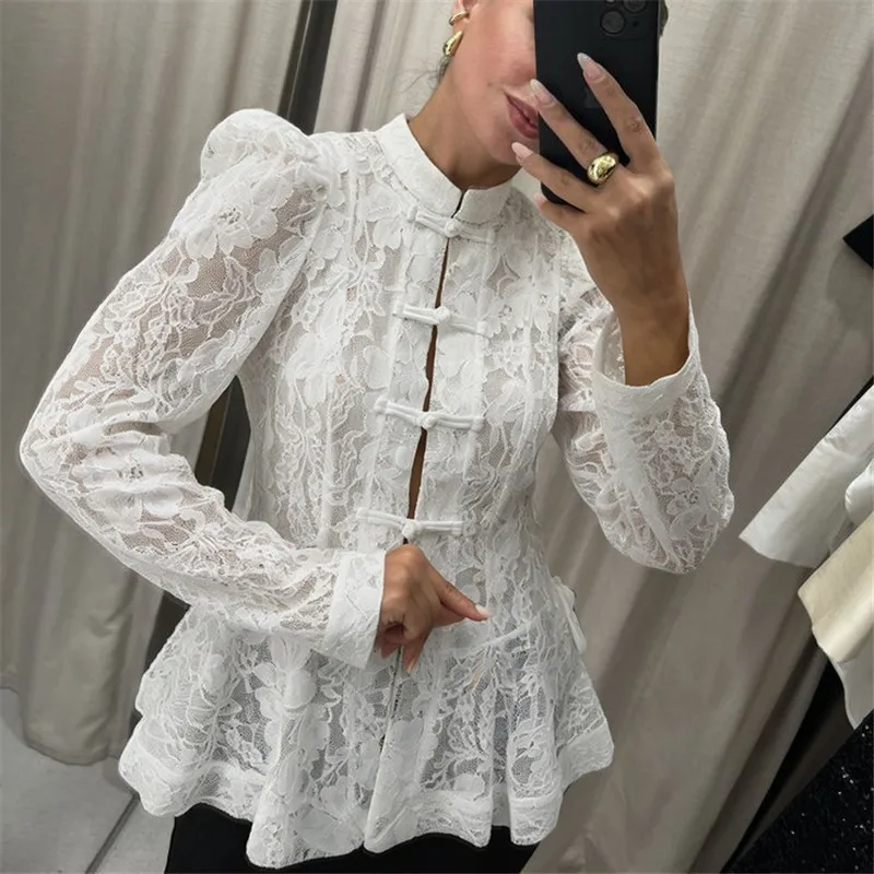 Blouse élégante en dentelle florale transparente – Image 2
