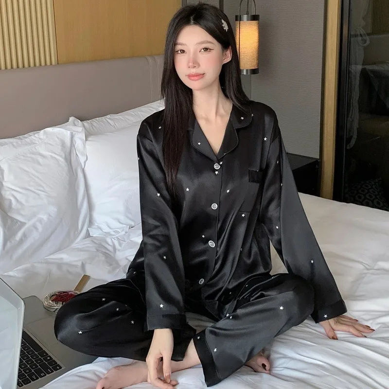 Ensemble de nuit pour femme style japonais