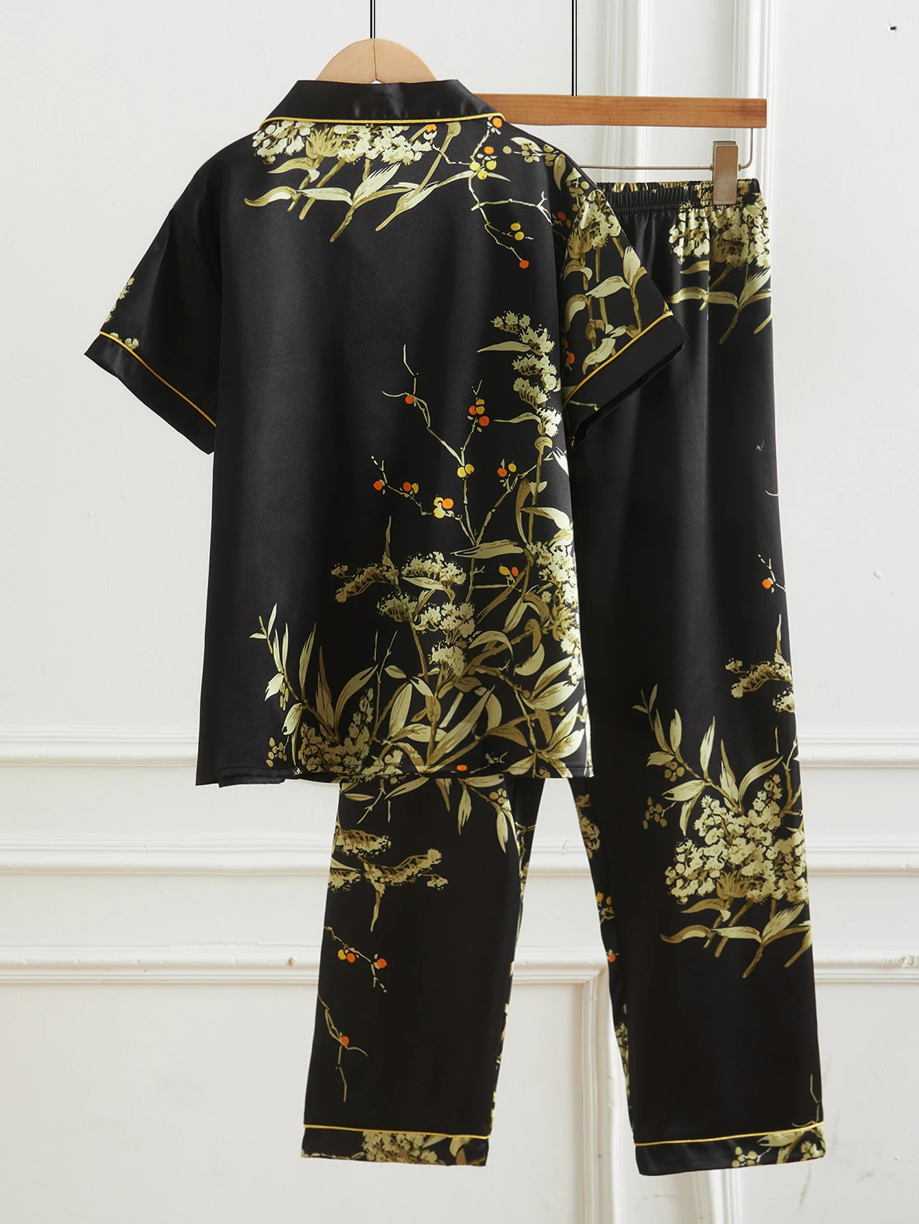 Ensemble de pyjama pour femme en satin – Image 2