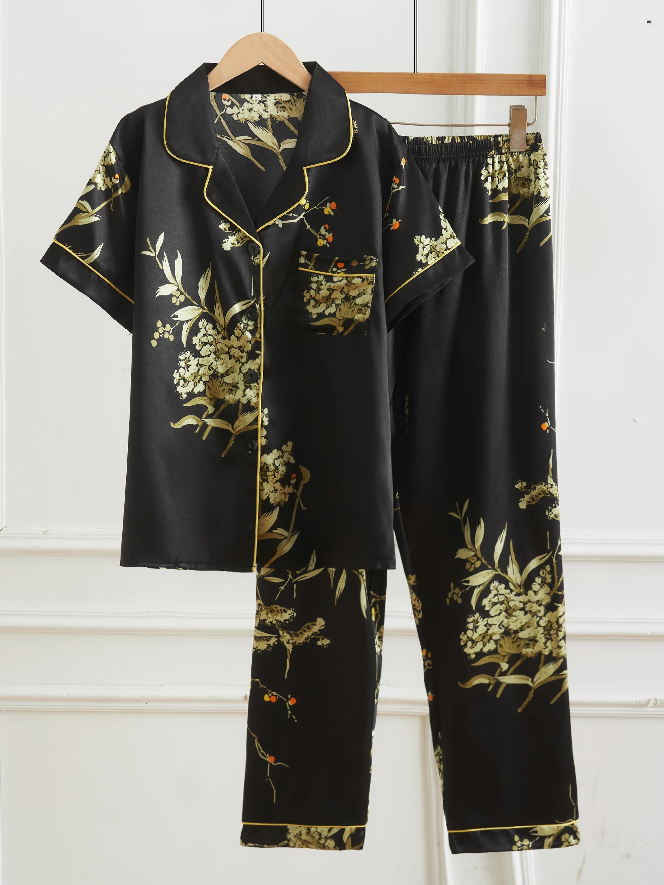 Ensemble de pyjama pour femme en satin – Image 3